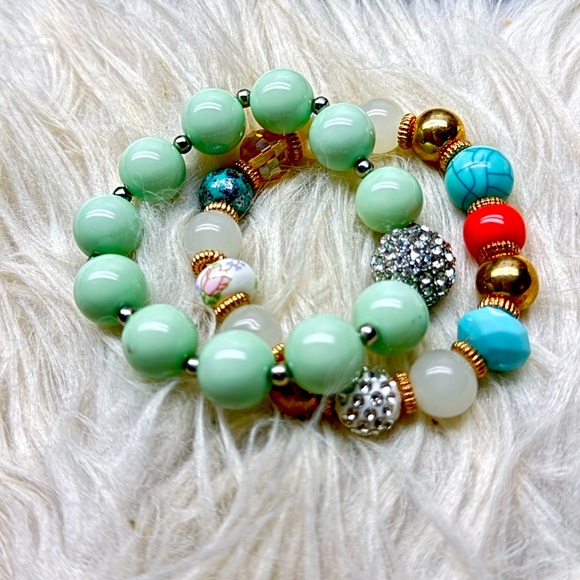 Two stretch Lucite Women’s Bracelet Bunde - Picture 6 of 9